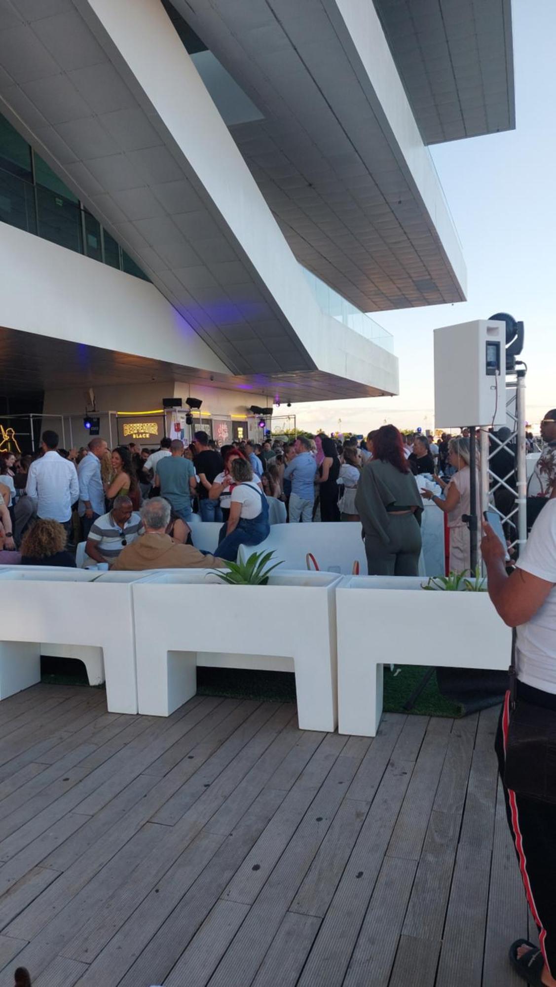 Lyesblb Aparthotel Valencia Buitenkant foto